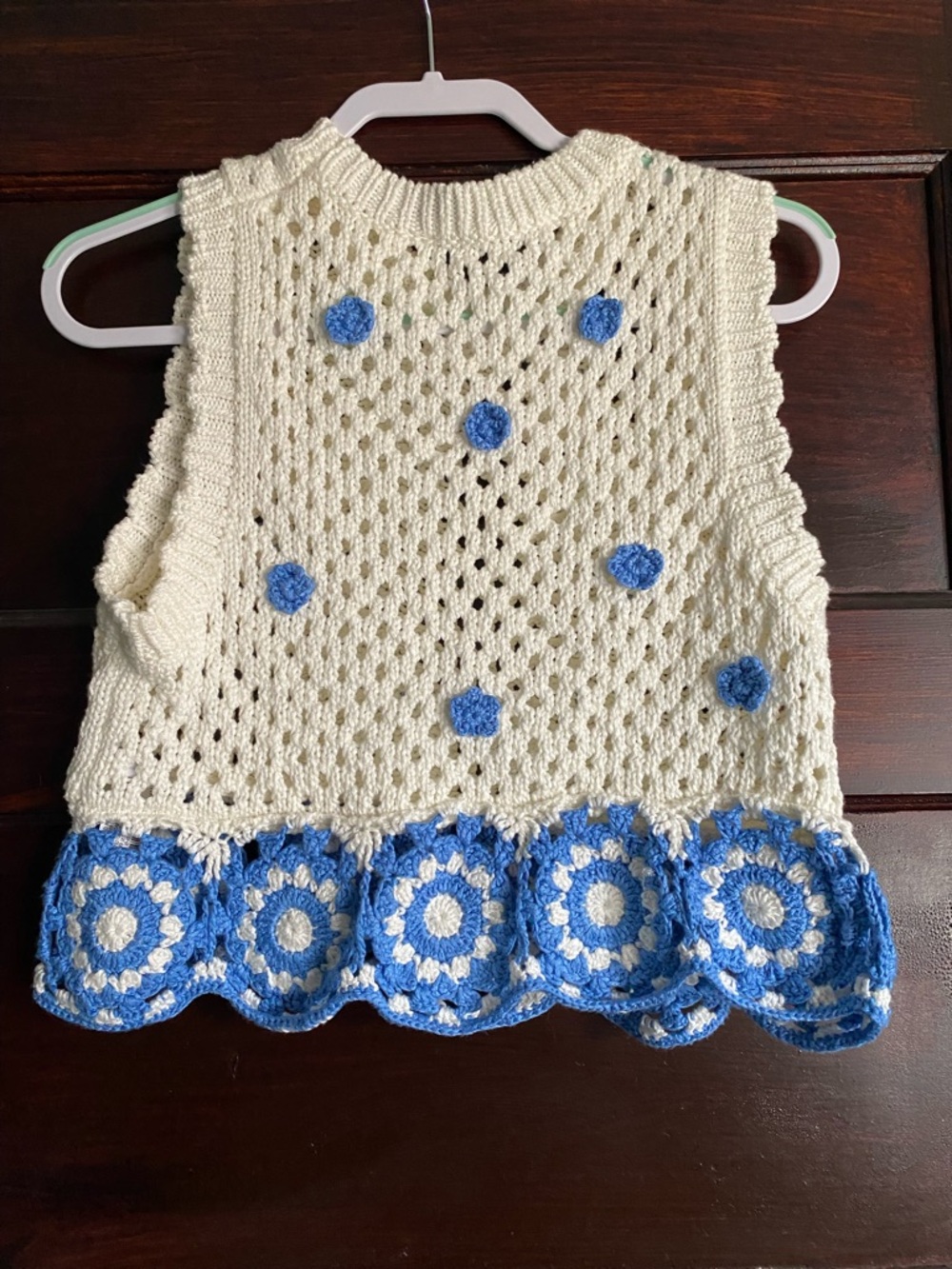 Zara Blue and White Crochet Sleeveless Top - Picture 3 of 6